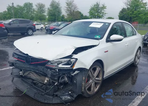 2016 Volkswagen Jetta 2.0T Gli Se/2.0T Gli Sel z USA, uszkodzony, nr VIN 3VW4T7AJ6GM413621